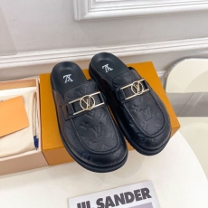 Louis Vuitton Slippers